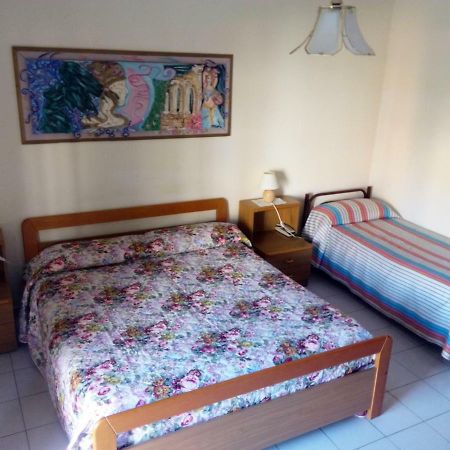 Hotel Eliseo Giardini Naxos Esterno foto