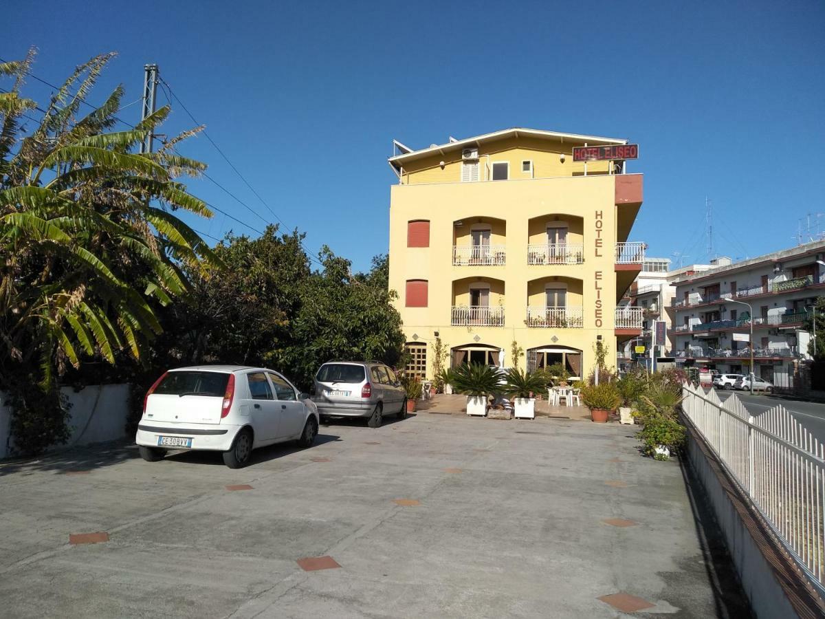 Hotel Eliseo Giardini Naxos Esterno foto